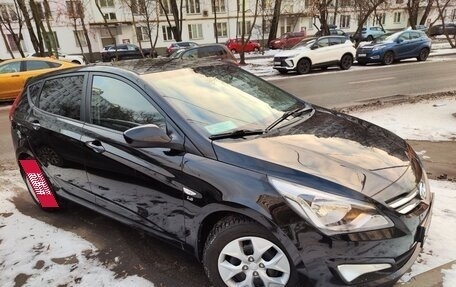 Hyundai Solaris II рестайлинг, 2015 год, 950 000 рублей, 15 фотография