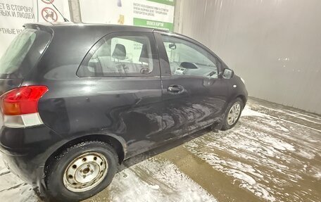 Toyota Yaris III рестайлинг, 2009 год, 440 000 рублей, 8 фотография