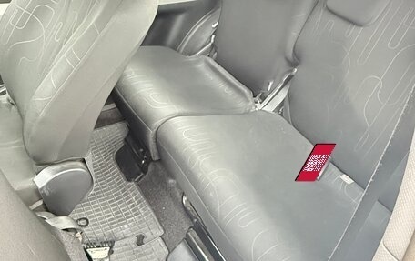 Toyota Yaris III рестайлинг, 2009 год, 440 000 рублей, 11 фотография