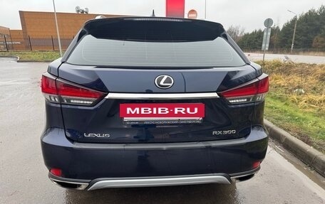 Lexus RX IV рестайлинг, 2020 год, 4 000 000 рублей, 2 фотография