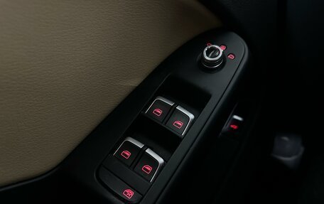 Audi A4, 2015 год, 1 497 000 рублей, 11 фотография