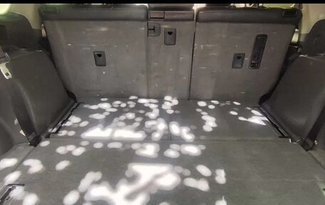 Toyota Land Cruiser Prado 150 рестайлинг 2, 2010 год, 3 100 000 рублей, 19 фотография