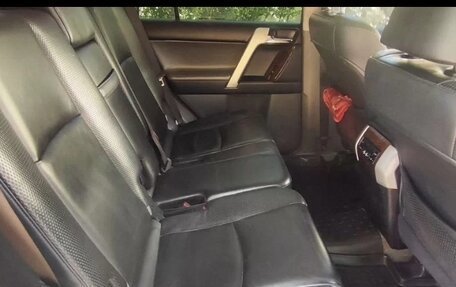 Toyota Land Cruiser Prado 150 рестайлинг 2, 2010 год, 3 100 000 рублей, 24 фотография