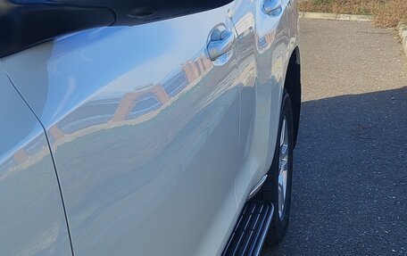 Toyota Land Cruiser Prado 150 рестайлинг 2, 2010 год, 3 100 000 рублей, 32 фотография