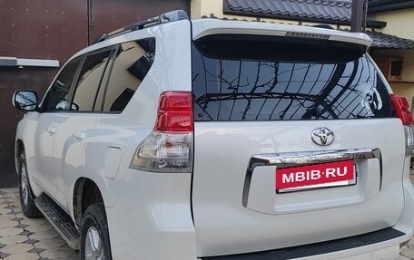 Toyota Land Cruiser Prado 150 рестайлинг 2, 2010 год, 3 100 000 рублей, 28 фотография