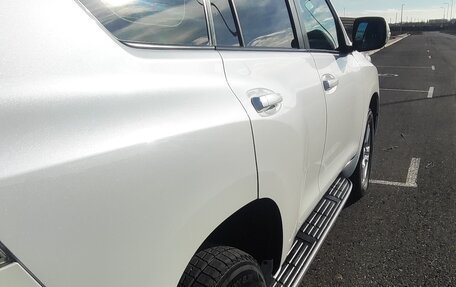 Toyota Land Cruiser Prado 150 рестайлинг 2, 2010 год, 3 100 000 рублей, 36 фотография