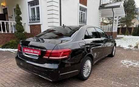 Mercedes-Benz E-Класс, 2015 год, 2 600 000 рублей, 4 фотография