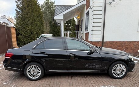 Mercedes-Benz E-Класс, 2015 год, 2 600 000 рублей, 8 фотография