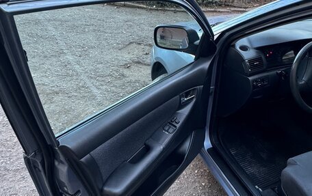 Toyota Corolla, 2003 год, 700 000 рублей, 11 фотография