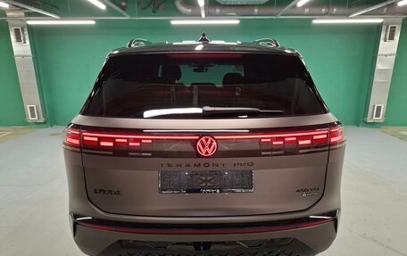 Volkswagen Teramont, 2025 год, 6 600 000 рублей, 10 фотография