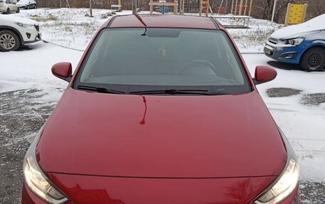 Hyundai Solaris II рестайлинг, 2017 год, 1 220 000 рублей, 1 фотография