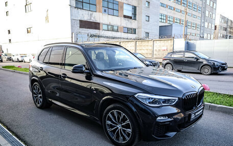 BMW X5, 2019 год, 3 фотография