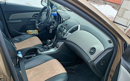 Chevrolet Cruze II, 2013 год, 700 000 рублей, 8 фотография