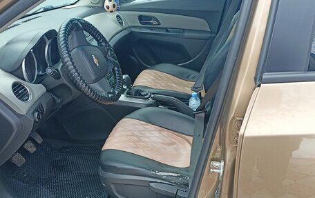 Chevrolet Cruze II, 2013 год, 700 000 рублей, 7 фотография