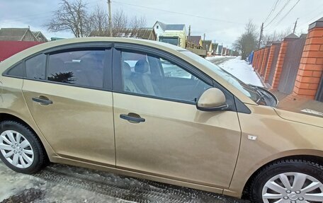 Chevrolet Cruze II, 2013 год, 700 000 рублей, 2 фотография