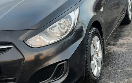 Hyundai Solaris II рестайлинг, 2011 год, 590 000 рублей, 7 фотография