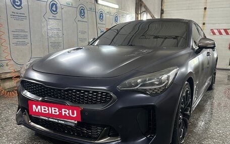 KIA Stinger I, 2022 год, 2 900 000 рублей, 2 фотография