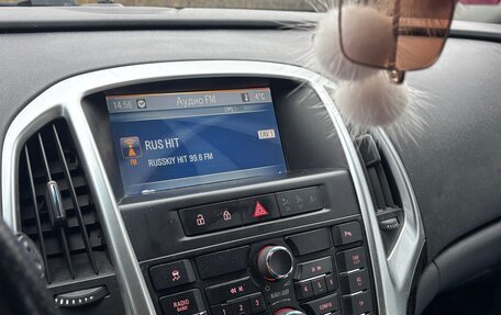 Opel Astra J, 2013 год, 890 000 рублей, 10 фотография