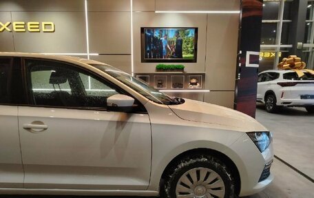 Skoda Rapid II, 2021 год, 1 569 000 рублей, 28 фотография