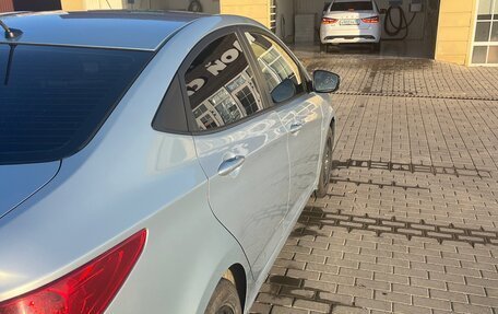 Hyundai Solaris II рестайлинг, 2011 год, 980 000 рублей, 6 фотография