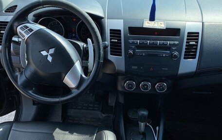 Mitsubishi Outlander III рестайлинг 3, 2010 год, 980 000 рублей, 6 фотография