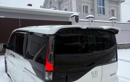 Honda Stepwgn IV, 2016 год, 2 340 000 рублей, 4 фотография