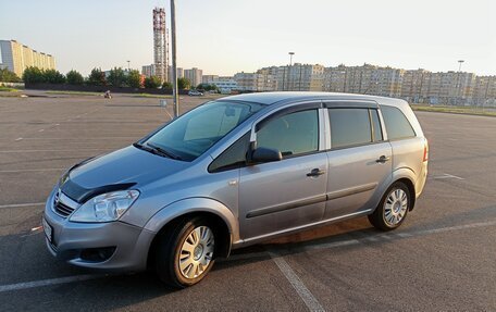 Opel Zafira B, 2008 год, 650 000 рублей, 9 фотография