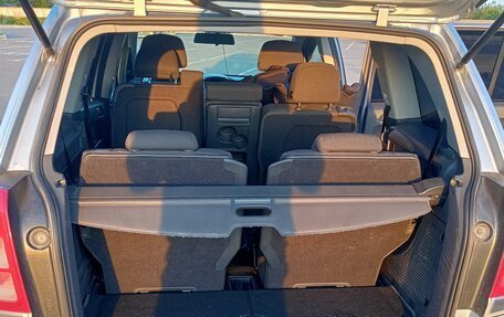 Opel Zafira B, 2008 год, 650 000 рублей, 22 фотография