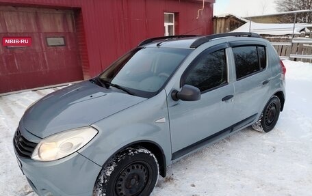 Renault Sandero I, 2011 год, 650 000 рублей, 2 фотография