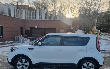 KIA Soul II рестайлинг, 2017 год, 1 635 000 рублей, 6 фотография