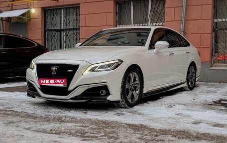 Toyota Crown, 2018 год, 4 350 000 рублей, 3 фотография