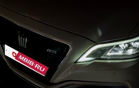 Toyota Crown, 2018 год, 4 350 000 рублей, 6 фотография