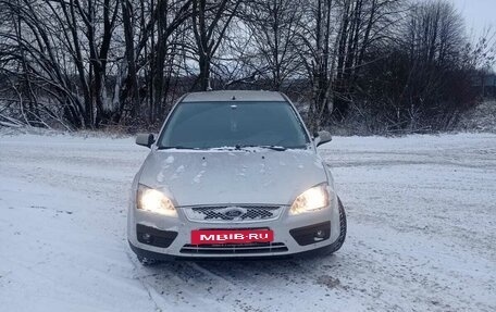 Ford Focus II рестайлинг, 2005 год, 350 000 рублей, 4 фотография