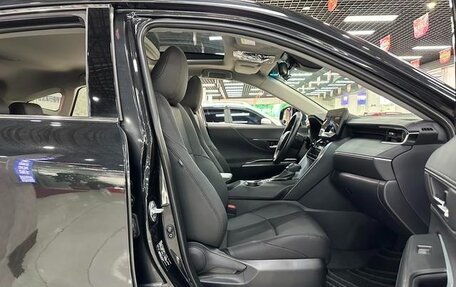 Toyota Harrier, 2024 год, 3 630 000 рублей, 6 фотография