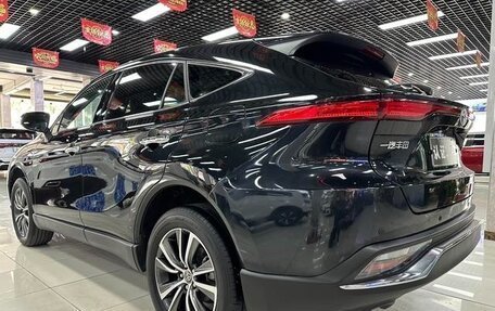 Toyota Harrier, 2024 год, 3 630 000 рублей, 3 фотография