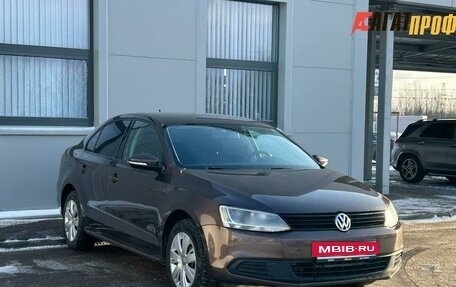 Volkswagen Jetta VI, 2014 год, 1 130 000 рублей, 3 фотография
