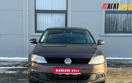Volkswagen Jetta VI, 2014 год, 1 130 000 рублей, 2 фотография
