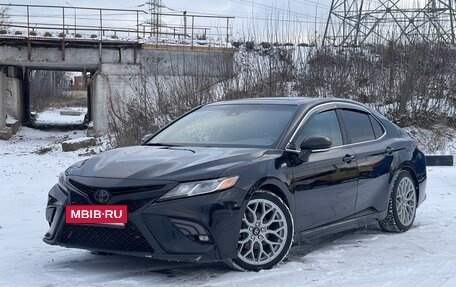 Toyota Camry, 2018 год, 2 180 000 рублей, 2 фотография