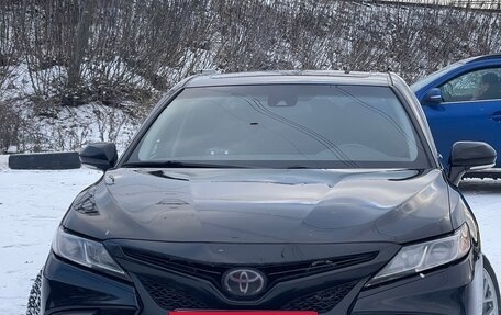 Toyota Camry, 2018 год, 2 180 000 рублей, 4 фотография