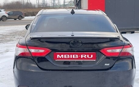 Toyota Camry, 2018 год, 2 180 000 рублей, 9 фотография