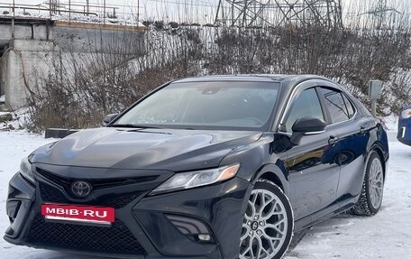 Toyota Camry, 2018 год, 2 180 000 рублей, 3 фотография