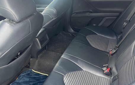 Toyota Camry, 2018 год, 2 180 000 рублей, 20 фотография