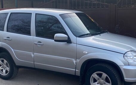 Chevrolet Niva I рестайлинг, 2016 год, 650 000 рублей, 1 фотография