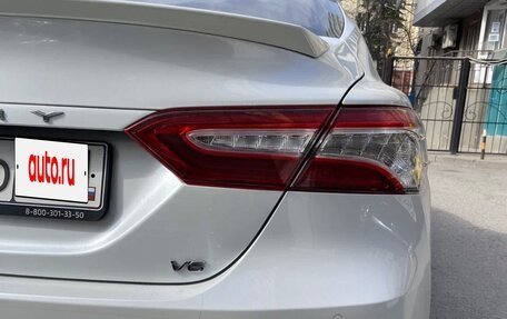 Toyota Camry, 2019 год, 3 380 000 рублей, 5 фотография