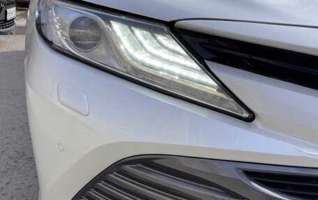 Toyota Camry, 2019 год, 3 380 000 рублей, 7 фотография