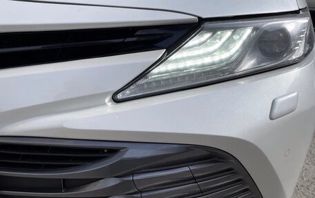 Toyota Camry, 2019 год, 3 380 000 рублей, 6 фотография