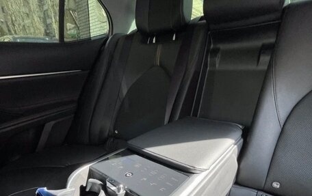 Toyota Camry, 2019 год, 3 380 000 рублей, 11 фотография