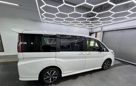 Honda Stepwgn IV, 2019 год, 2 500 000 рублей, 8 фотография