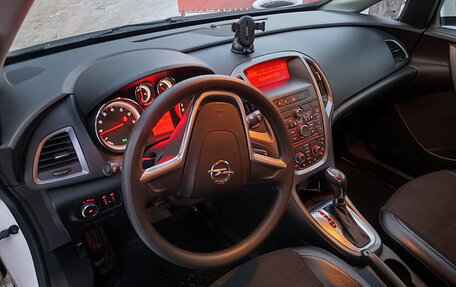 Opel Astra J, 2014 год, 780 000 рублей, 6 фотография