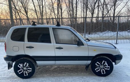 Chevrolet Niva I рестайлинг, 2004 год, 267 000 рублей, 5 фотография